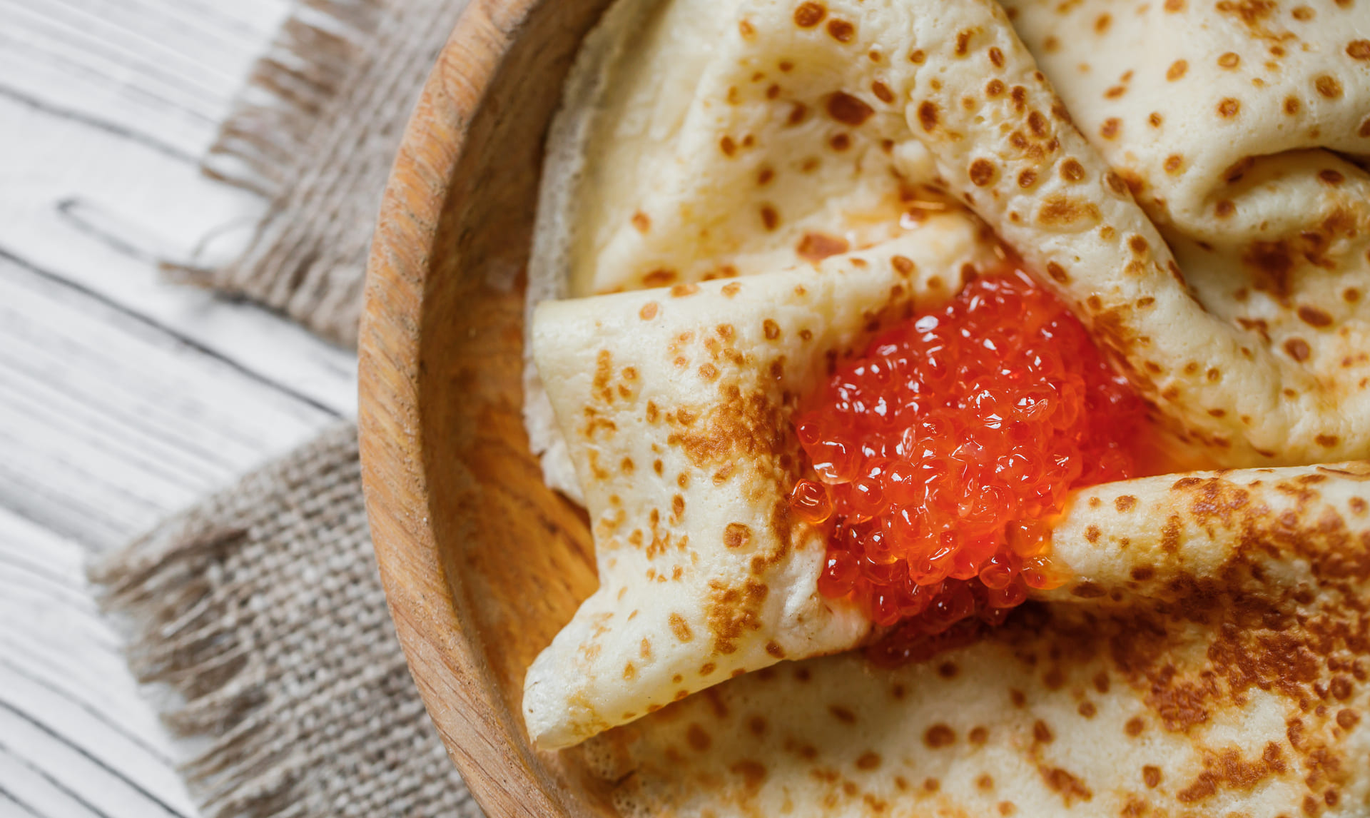 Spring flavors – pancakes with the finest caviar from CaviarHouse.lt